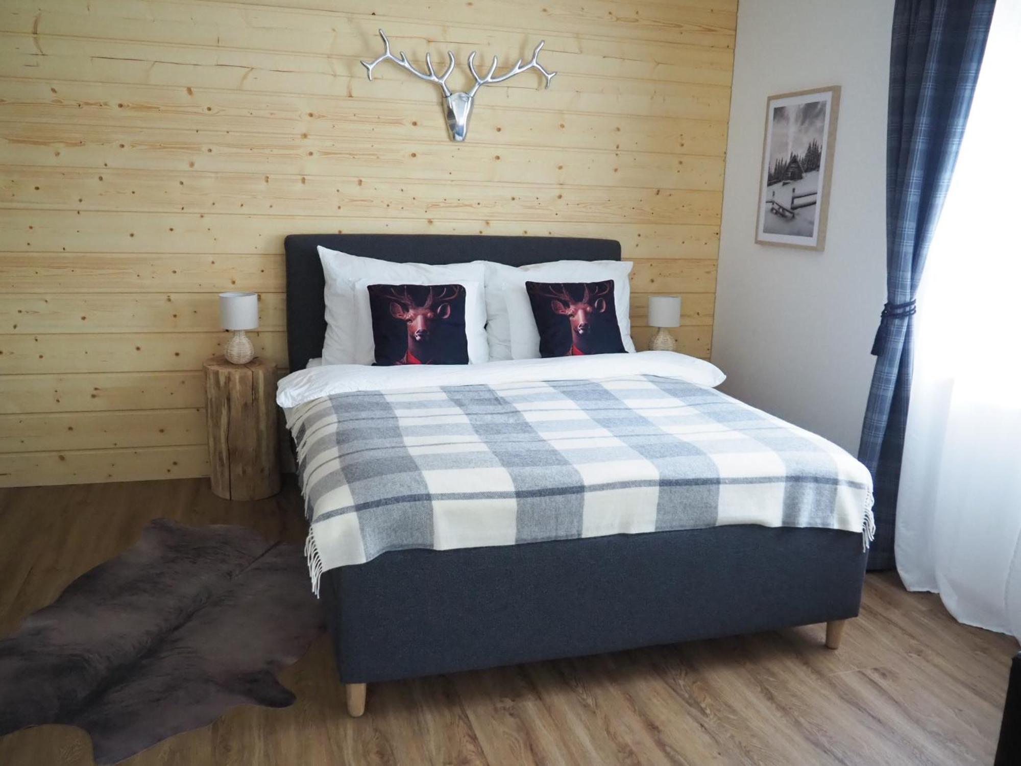 My Deer Apartment 데슈트네 프 오를리츠키흐 호라 외부 사진