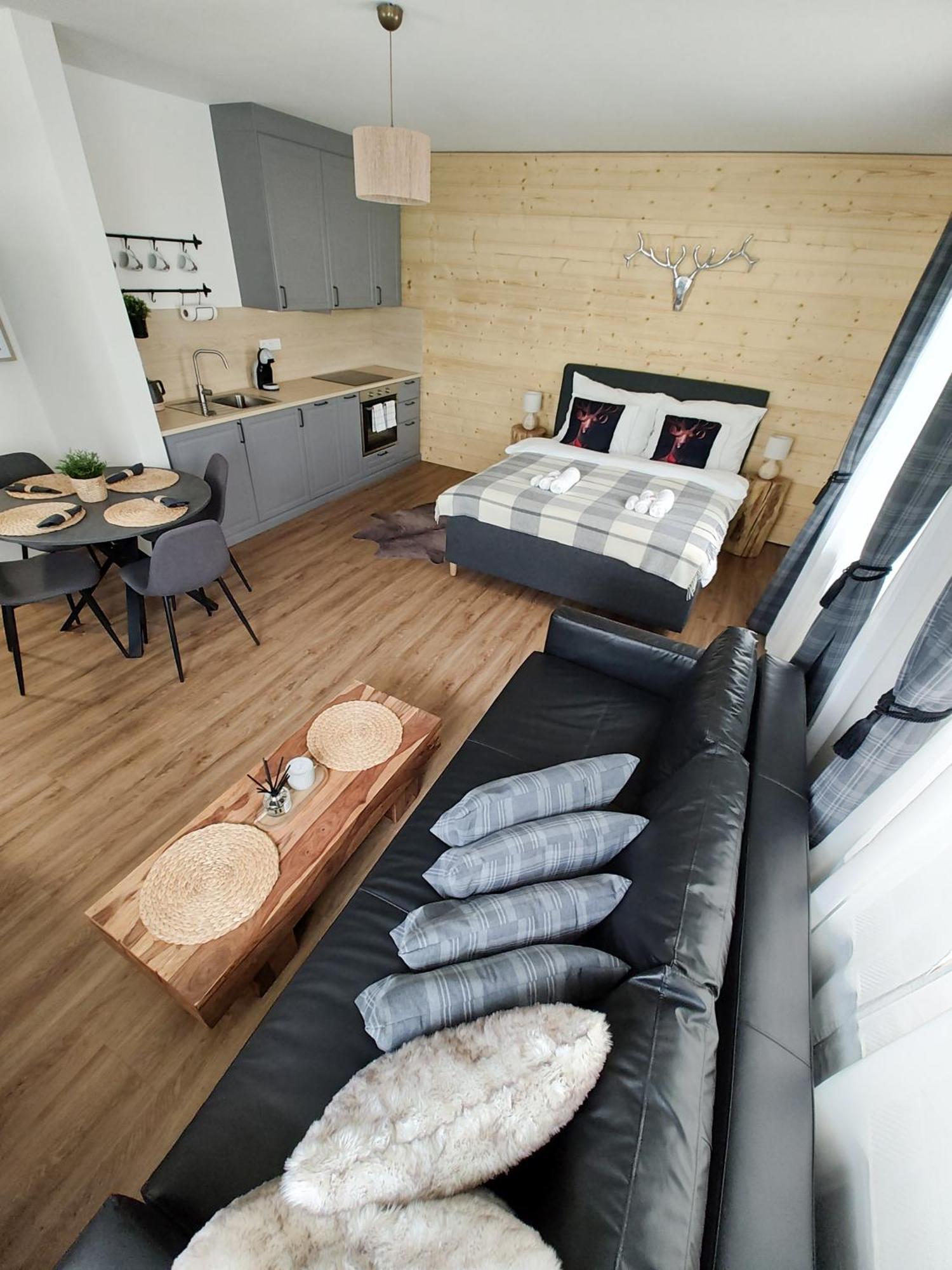 My Deer Apartment 데슈트네 프 오를리츠키흐 호라 외부 사진